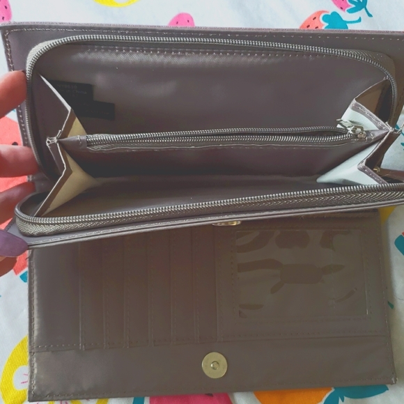 Nicole Miller Wallet - Picture 4 of 4